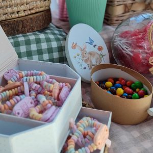 Chuches de pulsera con decoración de conejo para la mesa dulce de Canella en Rama