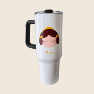 Vaso térmico blanco grande con asa, decorado con ilustración de fallera y el nombre Ana en color dorado sobre fondo neutro.